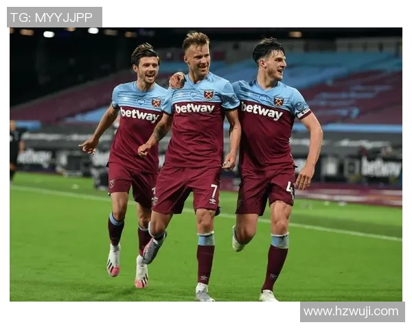 英超激战埃佛顿主场迎战西汉姆联全力争胜展现球队实力